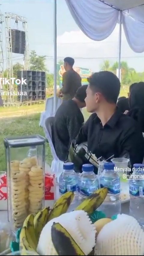 Viral Pria di Lampung Gelar Pesta ‘Perceraian’ Secara Mewah, Aksinya Curi Perhatian