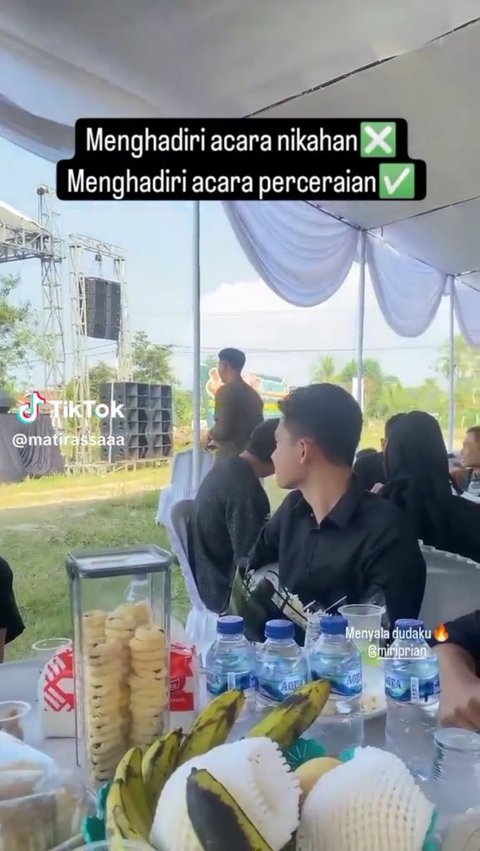 Viral Pria di Lampung Gelar Pesta ‘Perceraian’ Secara Mewah, Aksinya Curi Perhatian