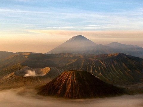 Caption Bromo Lucu: Cinta