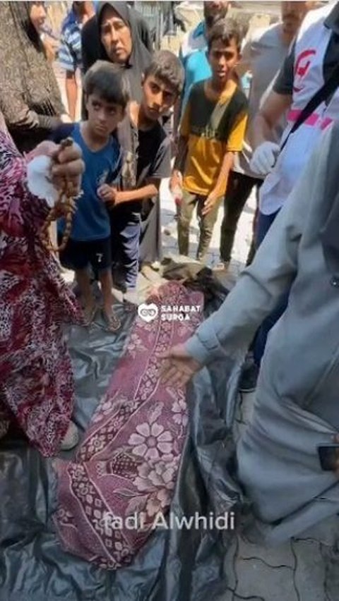 Tak Ada Air Mata, Ibu di Gaza 'Alhamdulillah' Anaknya Meninggal Posisi Sujud, Kini Semua Buah Hatinya Wafat