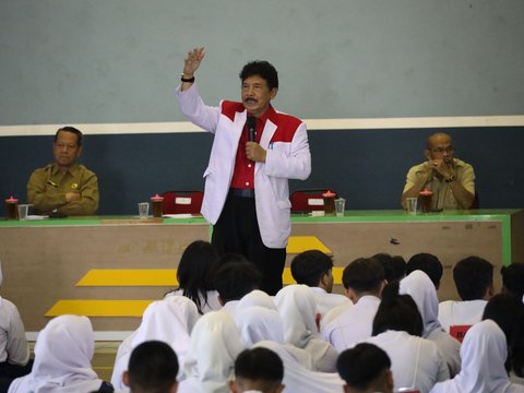 Di Depan Murid SMA, Kepala BPIP Ingatkan Anak Muda Jangan Terpapar Ideologi yang Merusak