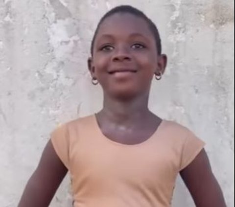 Innovation from Togo Children, School Uniforms that 'Grow' According to the User's Body