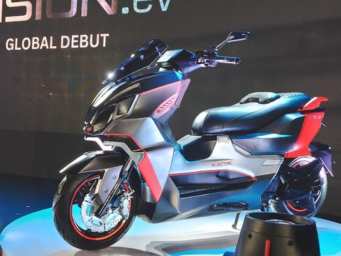 Portrait of IMOTO VISION.ev Electric Motorbike, 100% Made in Indonesia