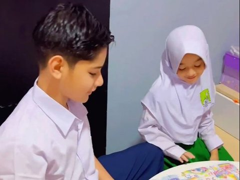 Potret King Faaz dan Queen Eijaz saat Hari Pertama Masuk Sekolah, Fairuz A Rafiq Sempat Melow Gara-gara ini