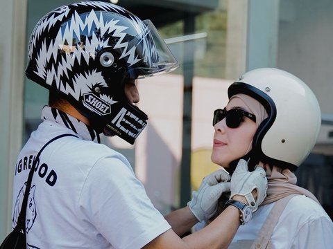 Sama-sama Hobi Motoran, Intip Foto-foto Mesra Omesh dan Dian Ayu yang Bikin Baper