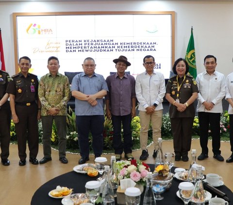 JAM-Datun Membuka FGD Sejarah Kejaksaan Memperingati Hari Bhakti Adhyaksa ke-64 Tahun 2024