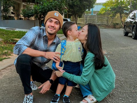 10 Potret Arash Anak Faradilla Yoshi dan Bryan Mckenzie di Hari Pertama Masuk Sekolah, Lucu dan Menggemaskan!