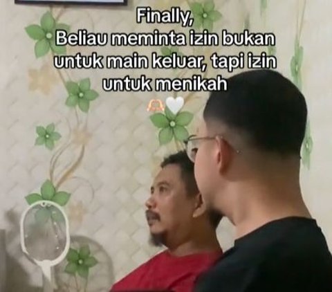 Berawal dari Aplikasi Dating, Wanita Ini Bahagia Akhirnya Kekasih Datang untuk Melamar saat ke Rumahnya