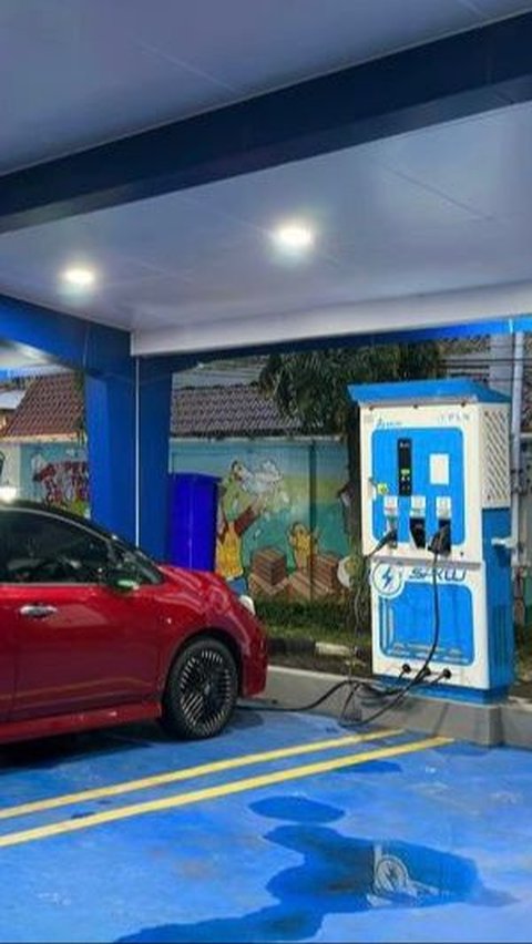 Baterai Mobil Listrik Berisiko Rusak Akibat Penggunaan Fast Charging