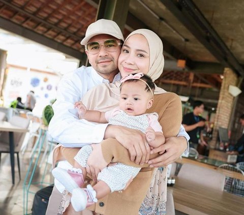 8 Latest Photos of Nagita Slavina Rumored to Be Pregnant Again, Rafathar Accidentally Rubs Gigi's Belly