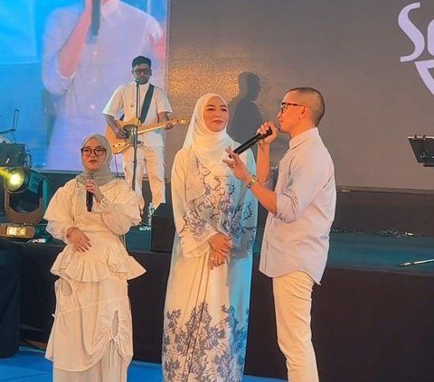 Potret Rezky Aditya Debut Jadi Penyanyi Langsung Duet Bareng Nissa Sabyan, Citra Kirana 'Kok Bisa Pede Banget'