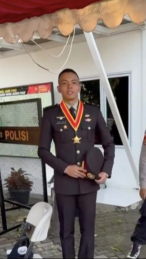 Ayah Theodore Gomgom Bangga dengan Prestasi Sang Anak<br>