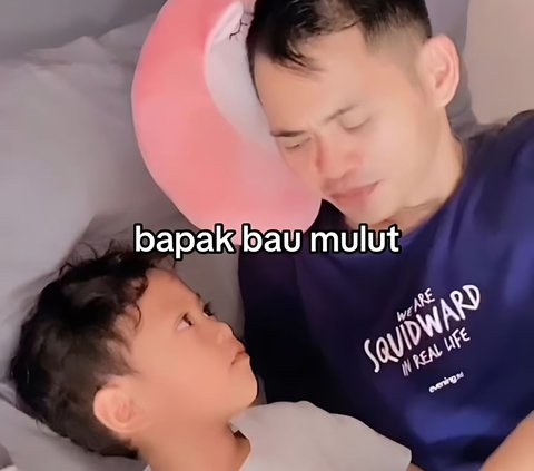 Funny Conversation Between Father and Son via Voice Note WhatsApp, Asking Mom Ended Up Talking About Parking Attendant, Room Bag, and Female Courier