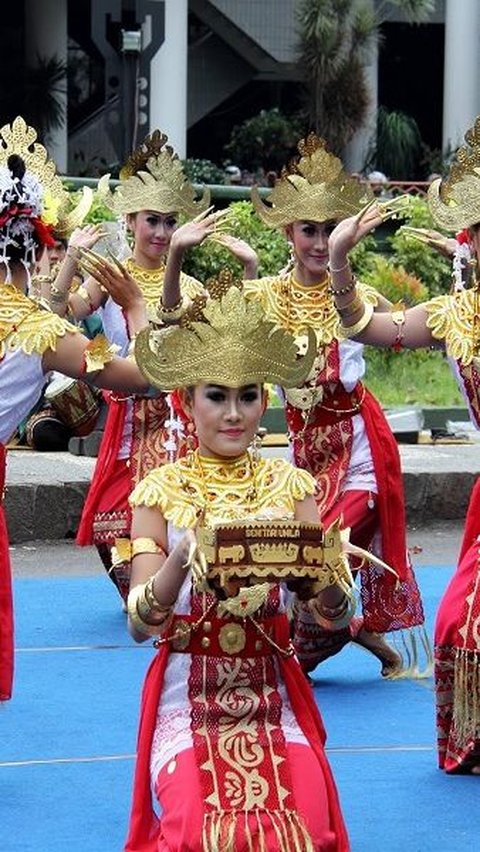 <b>Mengenal Tari Sigeh Penguten, Kesenian dalam Menyambut Tamu Agung di Lampung</b>