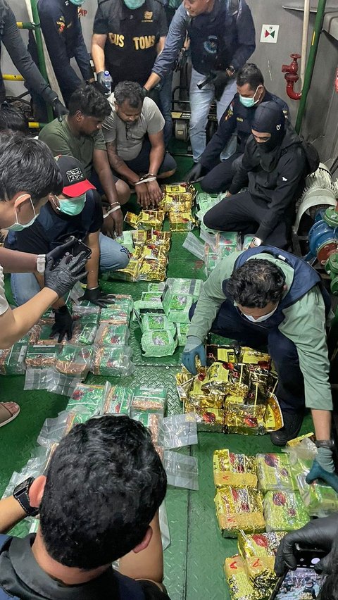 Bea Cukai dan BNN Bongkar Penyelundupan Narkoba Modus Teh China di Tangki Bahan Bakar Kapal