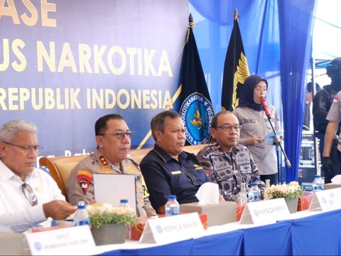 Bea Cukai dan BNN Bongkar Penyelundupan Narkoba Modus Teh China di Tangki Bahan Bakar Kapal