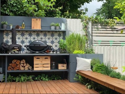 Desain Dapur Minimalis Sederhana di Desa dengan Tempat Bersantai