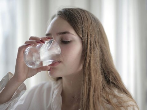 Perbanyak Minum Air Putih