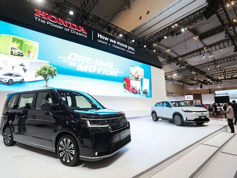 FOTO: Tampilan Elegan e:N1, Mobil Listrik Pertama Honda di GIIAS 2024