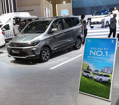 FOTO: Rayakan 7 Tahun di Indonesia, Wuling Tebar Promo dan Hadirkan Binguo EV Edisi Spesial di GIIAS 2024