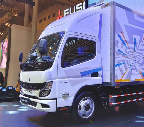 Mitsubishi Fuso eCanter Electric Truck Officially Marketed in Indonesia