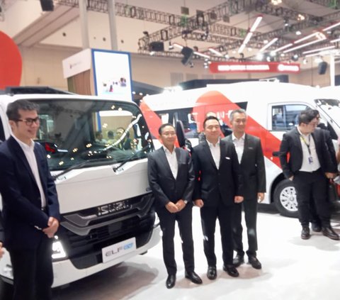 Isuzu Astra Motor Indonesia Hadir di GIIAS 2024 dengan Layanan Komplet