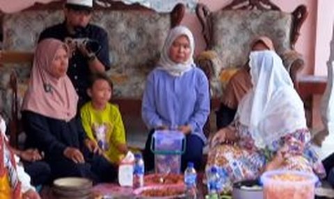 Anggota DPR Putri Jenderal Polisi Temui Mantan TKW, Sedih Dengar Kisah Tak Bisa Pulang 13 Tahun Sampai Dibikin Tahlilan