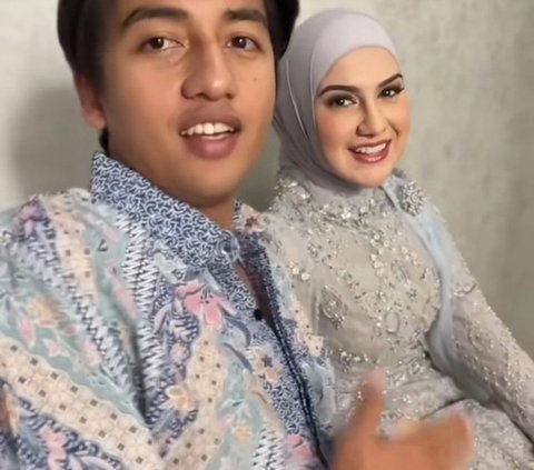 Tampil Cantik Kenakan Kebaya, Ini Deretan Potret Irish Bella 'Tunangan' Setelah Resmi Bercerai Dari Ammar Zoni