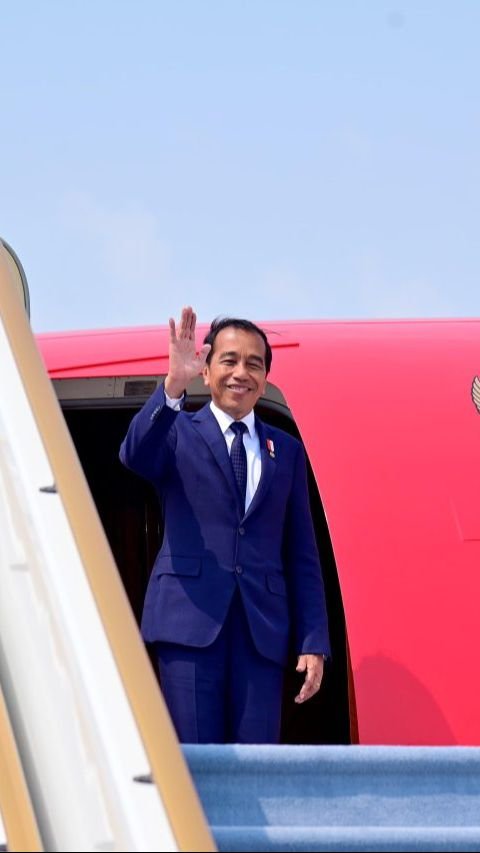 Sangar Penampakan Pesawat Presiden Jokowi Dikawal Ketat Jet Tempur Tentara UEA