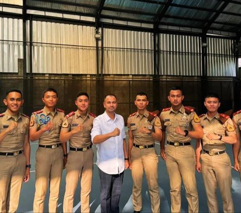 Raffi Ahmad Kedatangan 7 Taruna Akmil ke Andara, Pose Gagah Sang Calon Pemimpin Bangsa