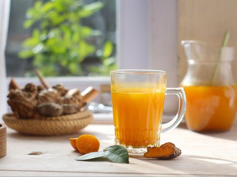 1. Resep Jamu Kunyit Asam Parut