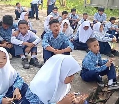 Murid Tampak Antusias, Guru Ini Bikin Game Matematika ala 'Clash of Champions'