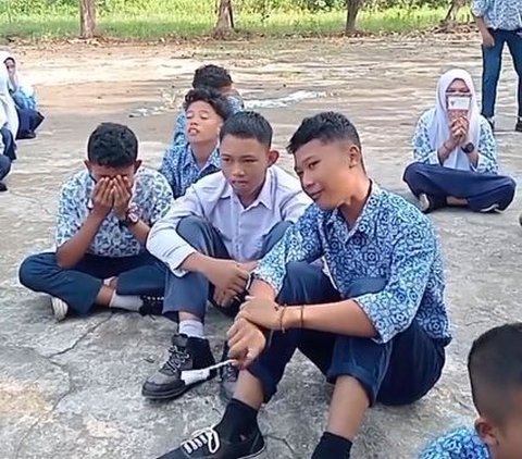 Murid Tampak Antusias, Guru Ini Bikin Game Matematika ala 'Clash of Champions'