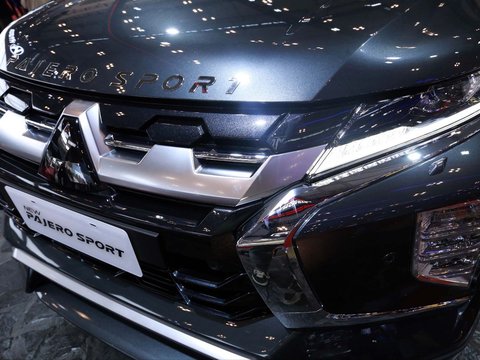 PHOTO: The fierce yet elegant look of the All New Triton and New Pajero Sport by Mitsubishi