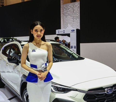 FOTO: Pesona SPG Cantik Ramaikan Arena GIIAS 2024