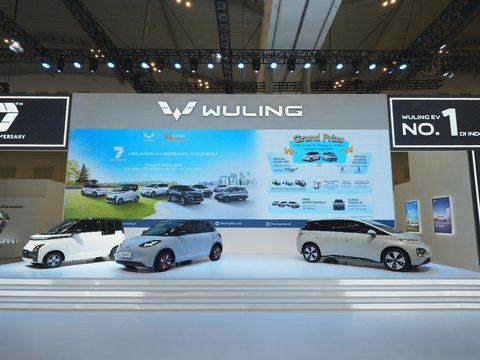 Celebrate 7th Anniversary, Wuling Offers Special Promotions at GIIAS 2024