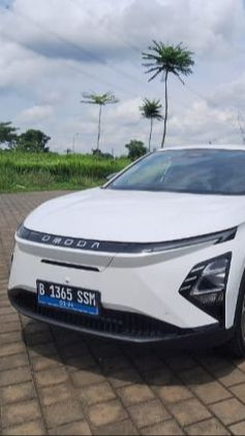 Di Indonesia, Chery Omoda E5 Pure telah resmi diluncurkan