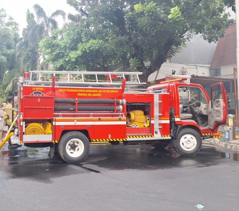 Viral Keluhan Peralatan Rusak hingga Rem Tangan Mobil Damkar Blong