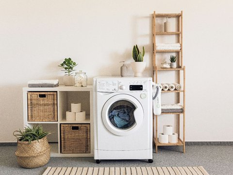 Small White Laundry Washing Place Design