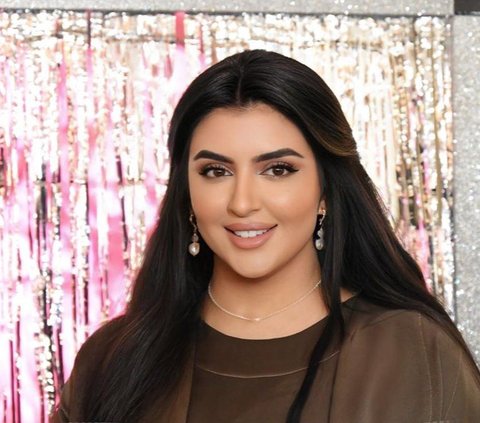 Reveal Husband's Affair, 8 Photos of Sheikha Mahra Princess Dubai, Divorce Husband through Instagram