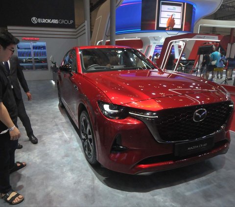 FOTO: Melihat Lebih Dekat Kemewahan Mazda CX-60 di GIIAS 2024, Punya Sederet Fitur Canggih