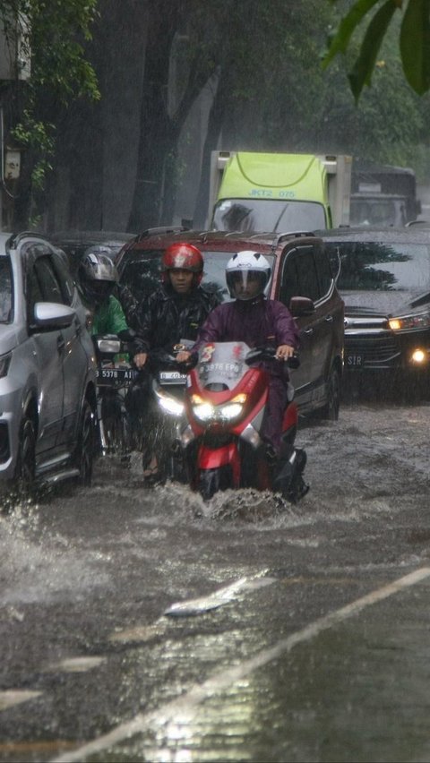 Pemprov DKI Tetapkan Waktu Minimal Banjir Surut Kurang dari 2 Jam, Bagaimana Caranya?