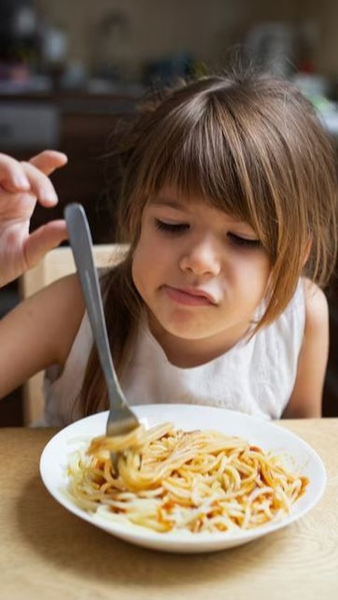 Masalah Picky Eater pada Anak Bisa Disebabkan oleh Adanya Masalah Sensorik Hingga Penyakit