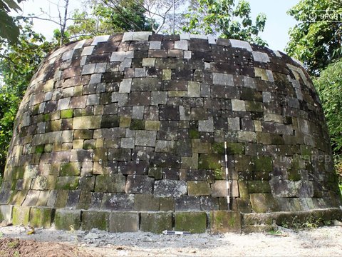 Stupa Raksasa Candi di Sleman Ini Ukurannya Lebih Besar Dibandingkan Stupa Candi Borobudur, Ini Fakta di Baliknya