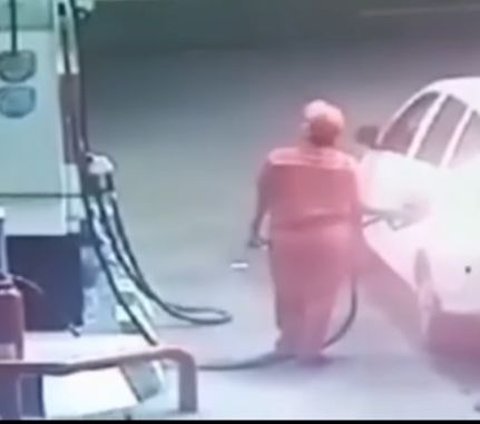 Viral Gas Station Officer in East Jakarta Dragged by Car While Chasing a Non-Paying Customer