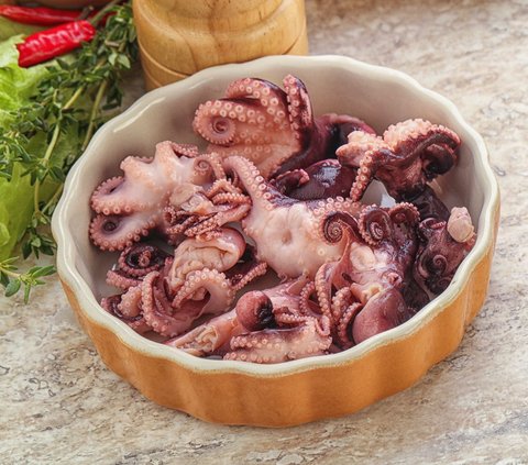 8 Tricks for Cooking Octopus, Free from Fishy Smell and with a Soft Texture