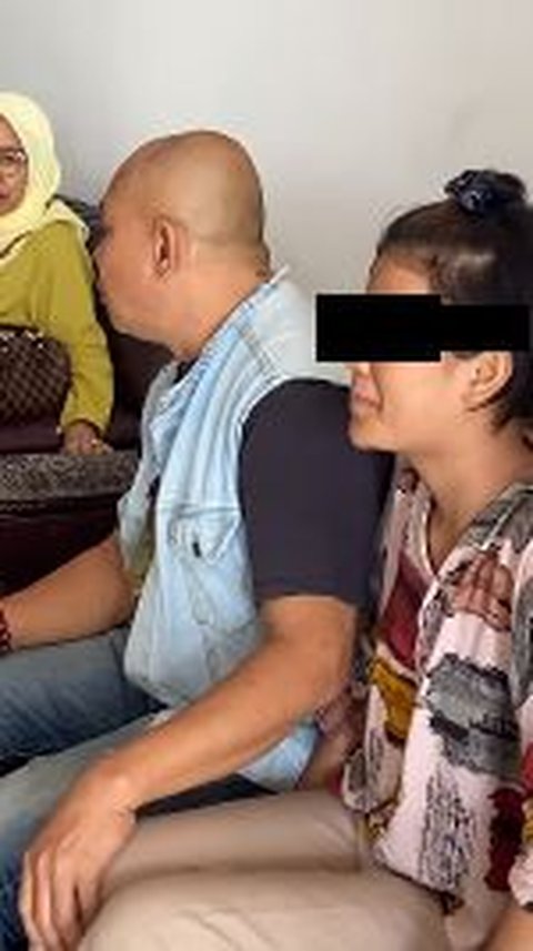 Raja Tega Tak Punya Hati, Keluarga ini Tolak & Usir Anak Perempuannya yang Kembali ke Rumah