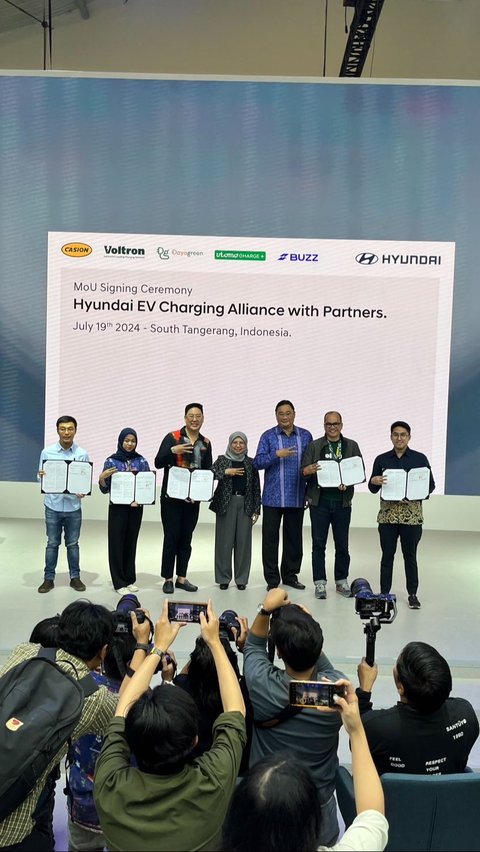 Di Indonesia, Hyundai berencana mendirikan 400 stasiun pengisian daya