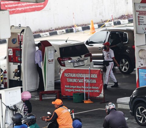 PT Pertamina (Persero) mengungkapkan kabar terbaru mengenai rencana peluncuran bahan bakar minyak (BBM) jenis baru dengan kandungan rendah sulfur pada 17 Agustus 2024. Foto: Liputan6.com / Angga Yuniar<br>