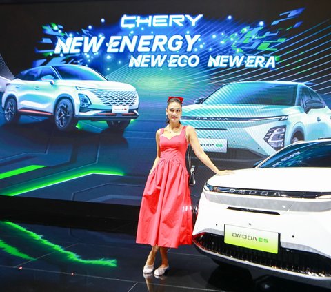 Tidak Puas Cuma Punya Satu SUV Chery, Artis Luna Maya Boyong Omoda E5